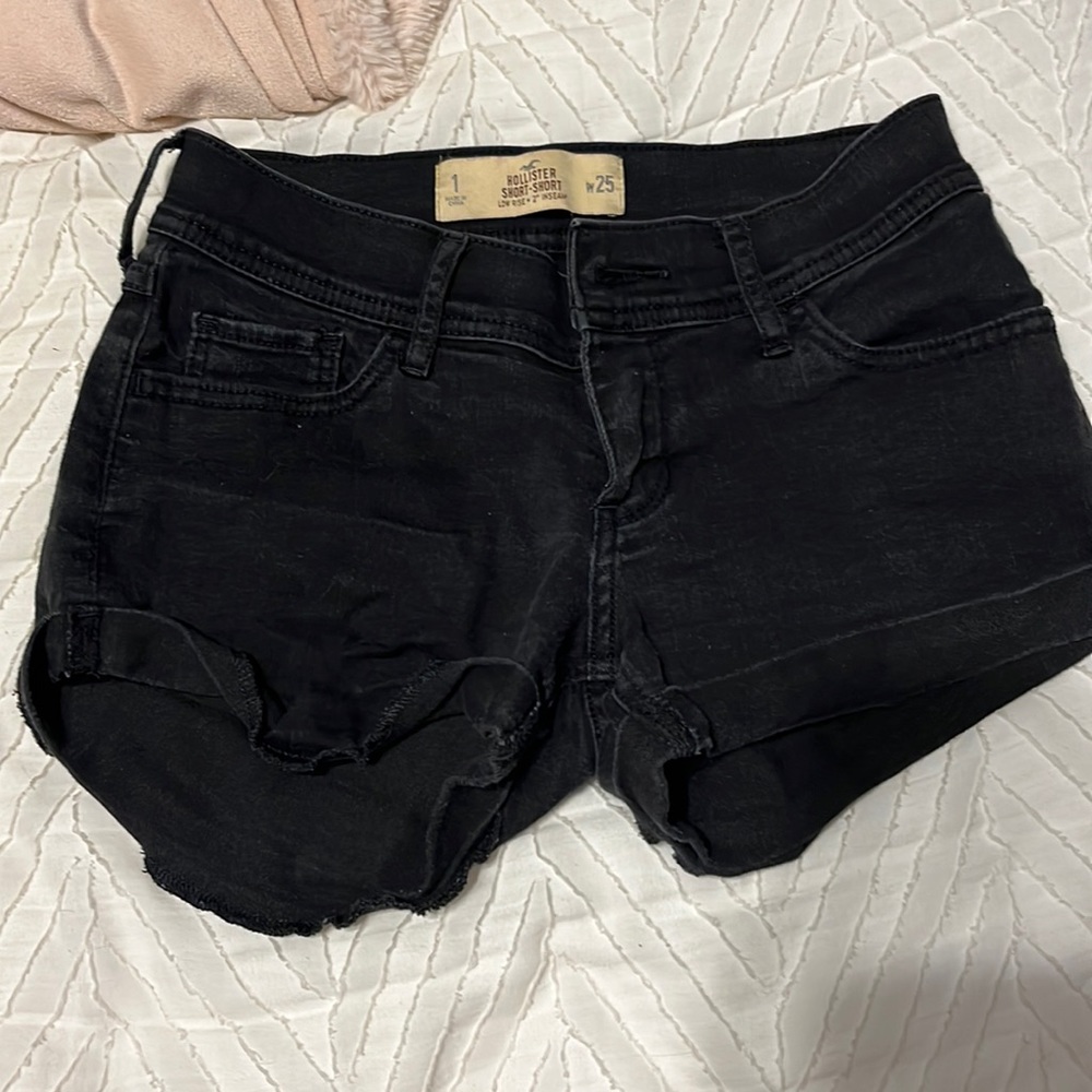 black jean shorts
